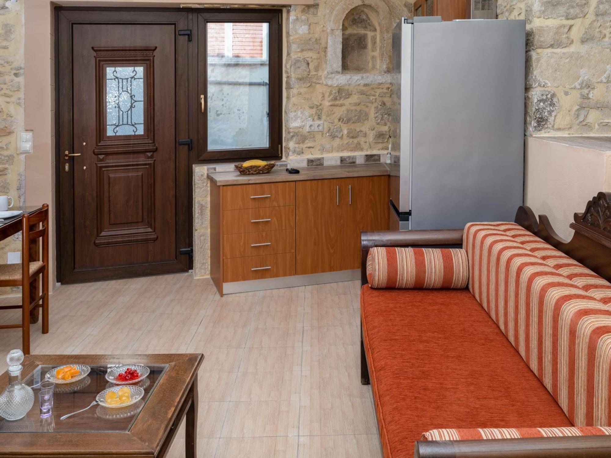 Draganigo Luxury Stone Houses 40 Min From Matala Ano Moulia Room photo